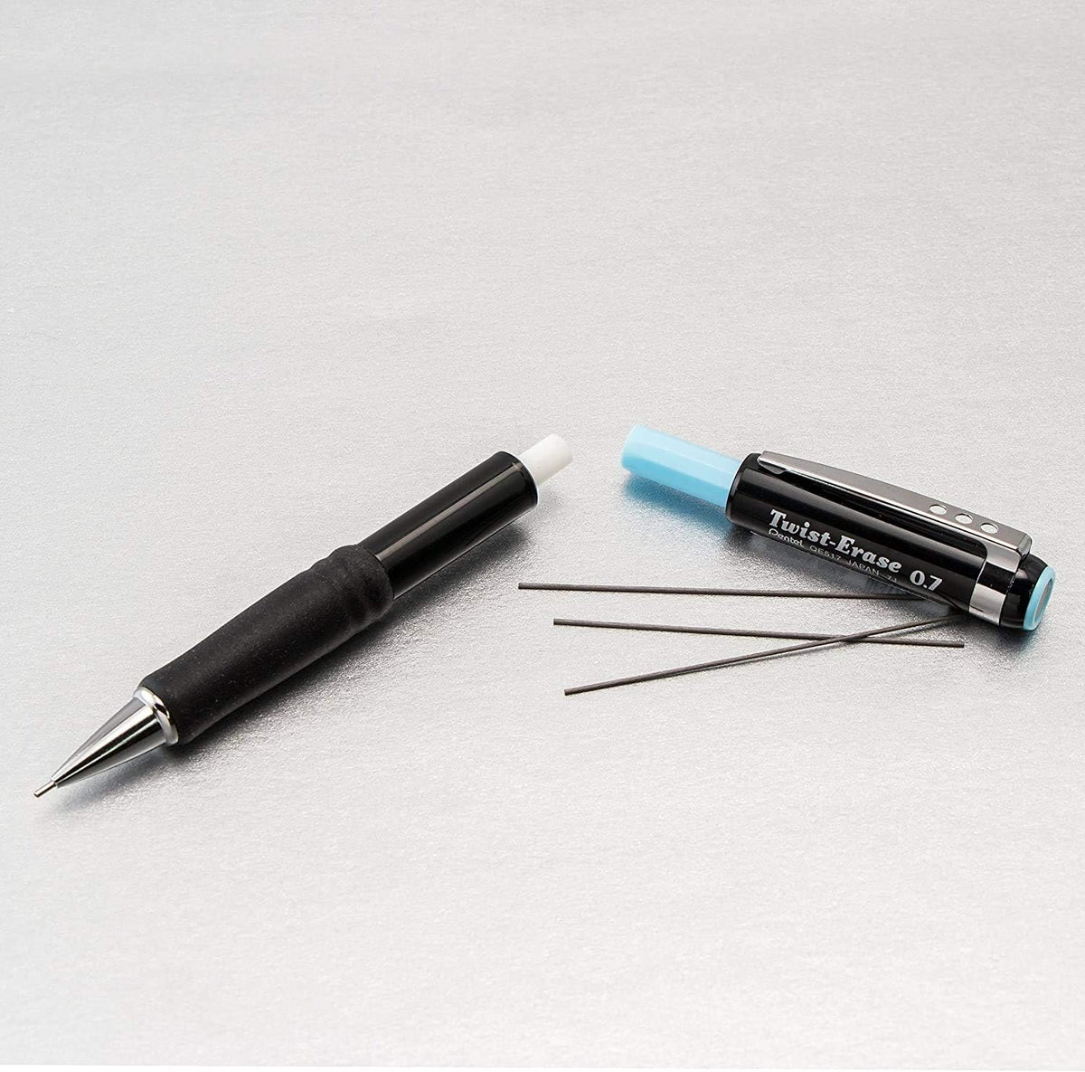 Pentel Mechanical Pencil 0.7 mm Twist Erase III, Twist Up Eraser, Pre-Loaded Super Hi-Polymer HB Lead, Black Barrel, 3-Pack (0.7)