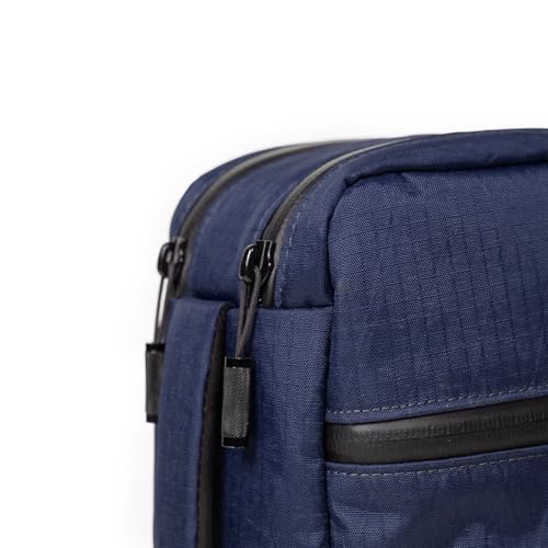 Topo Designs Global Pro Tech Case - color: Midnight