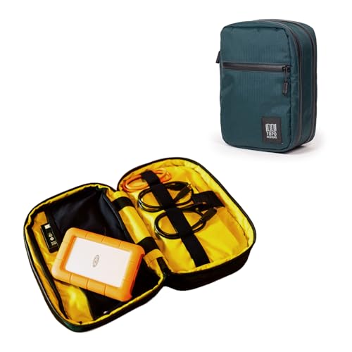 Topo Designs Global Pro Tech Case - color: Dark Pine