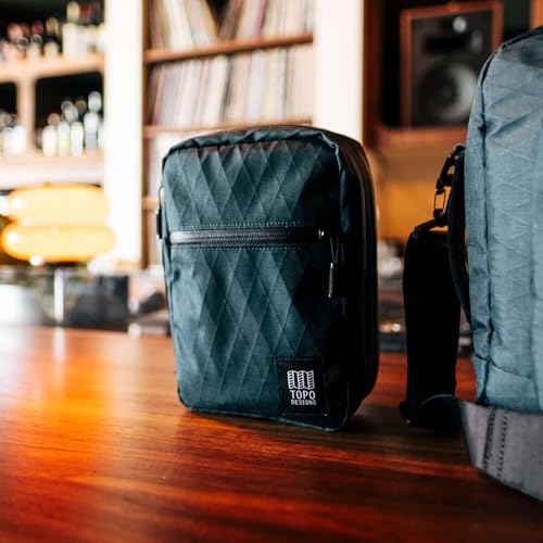 Topo Designs Global Pro Tech Case - color: Midnight